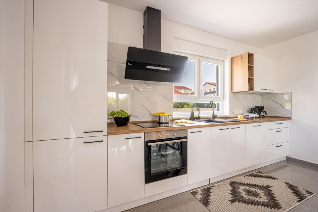 Domus Alba Apartments Póla Kültér fotó