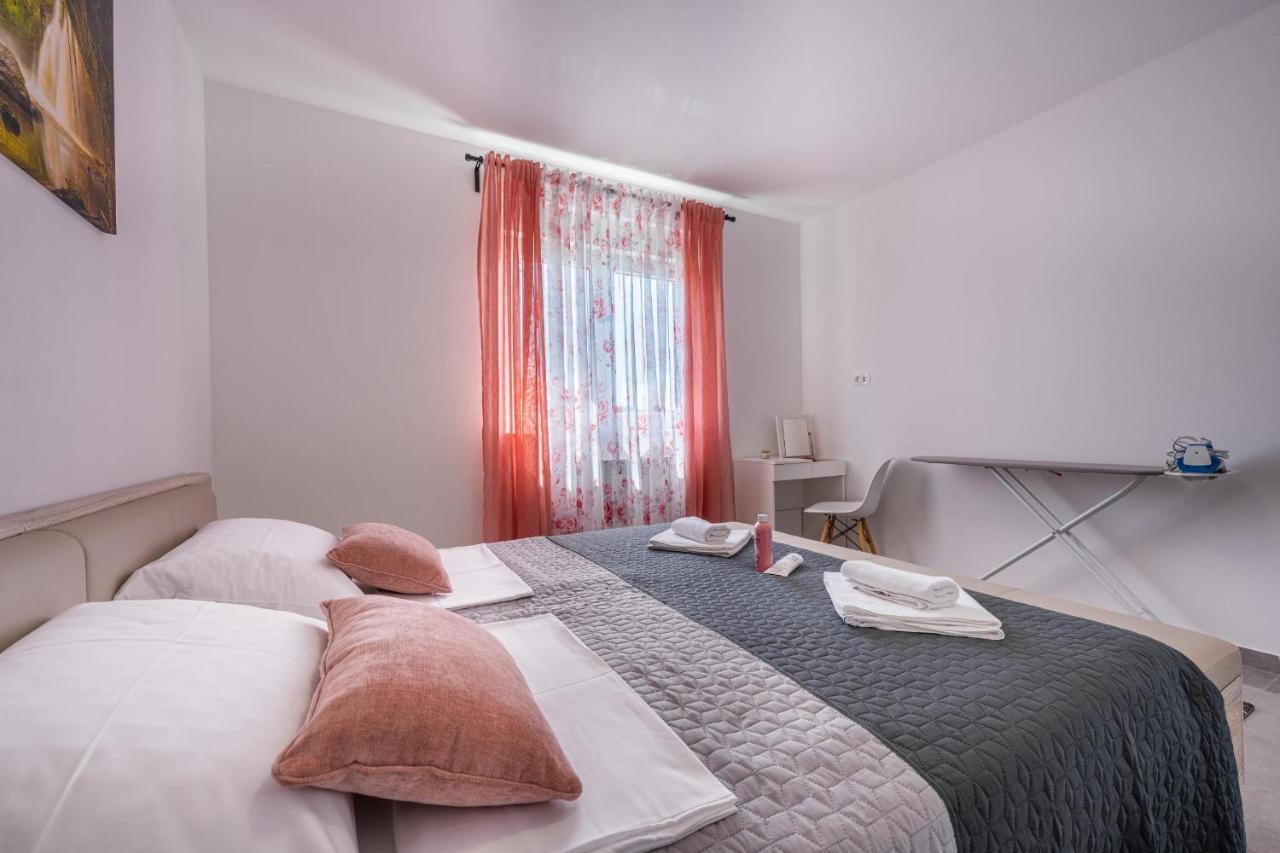 Domus Alba Apartments Póla Kültér fotó